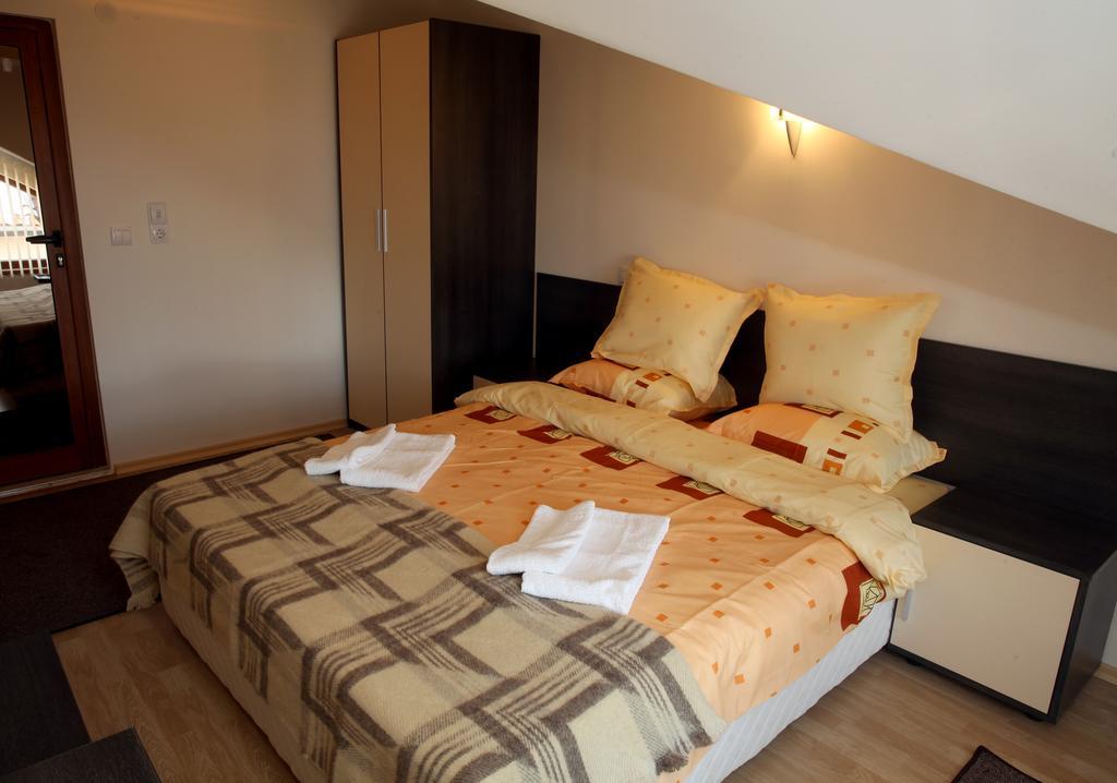 בנסקו Guest House Koncheto מראה חיצוני תמונה